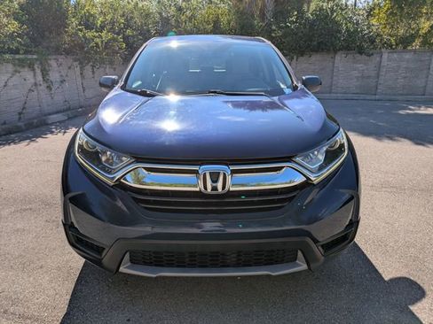 Used 2017 Honda CR-V LX image 9
