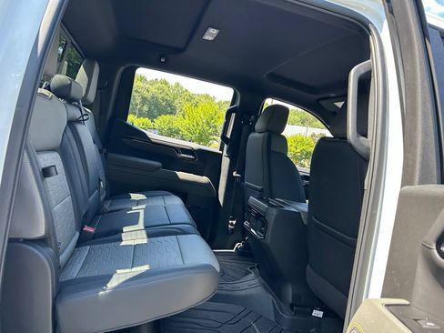 Used 2025 Chevrolet Silverado 1500 ZR2 w/ Technology Package AWD/4WD image 53