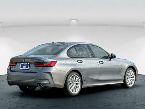 Used 2023 BMW 330e xDrive w/ Convenience Package image 6