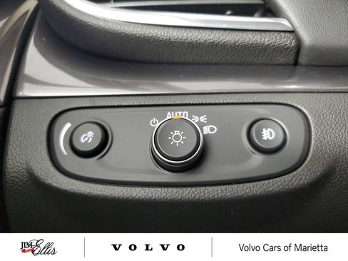 Used 2019 Buick Encore Essence AWD/4WD image 31