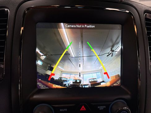 Used 2018 Dodge Durango R/T w/ Technology Group image 24