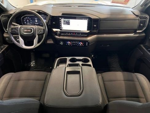 Used 2023 GMC Sierra 1500 SLE AWD/4WD image 14