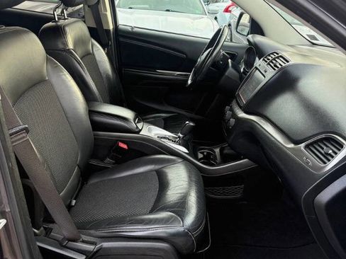 Used 2016 Dodge Journey Crossroad w/ Popular Equipment Group FWD image 16
