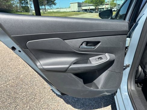 New 2026 Nissan Sentra SV w/ SV Convenience Package FWD image 18