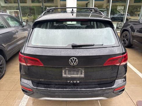 Used 2023 Volkswagen Taos S FWD image 7