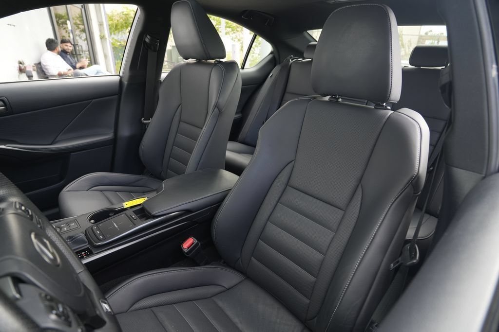 Used 2023 Lexus IS 350 F Sport w/ Memory Package AWD/4WD image 18
