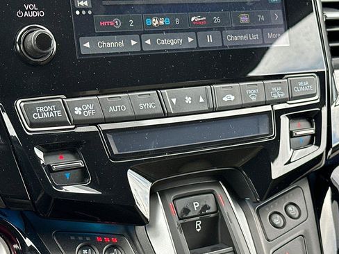 Used 2022 Honda Odyssey Elite image 22