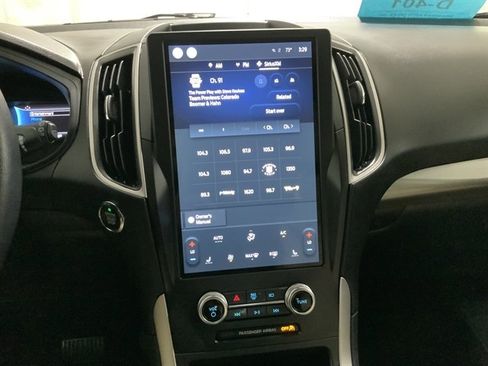 Used 2024 Ford Edge SEL image 30