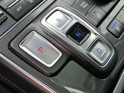 Used 2023 Hyundai Santa Fe Limited image 16