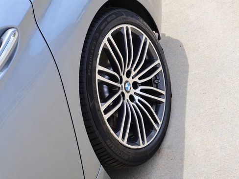 Used 2018 BMW 540i xDrive AWD/4WD image 41