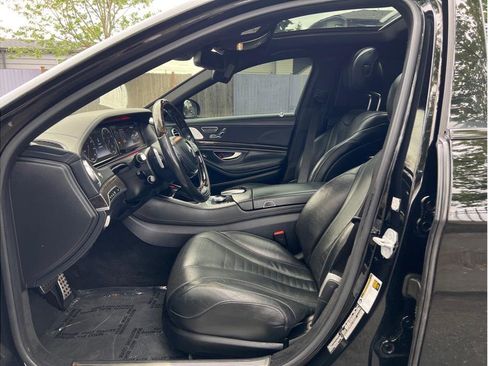 Used 2015 Mercedes-Benz S 550 Sedan image 5
