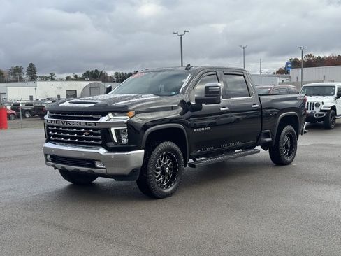 Used 2023 Chevrolet Silverado 2500 LTZ w/ LTZ Plus Package image 7
