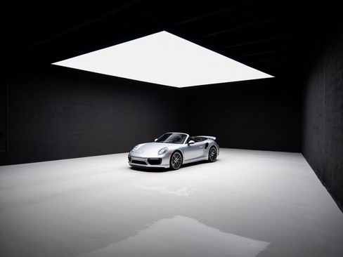 Used 2017 Porsche 911 Turbo image 89