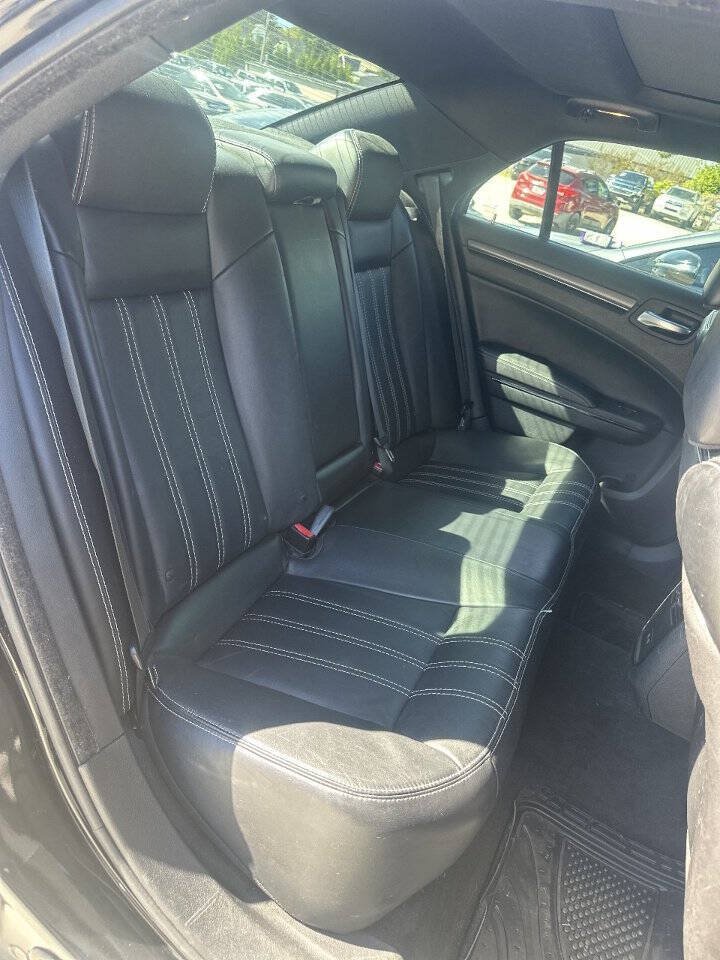 Used 2015 Chrysler 300 S w/ 300S Premium Group AWD/4WD image 34