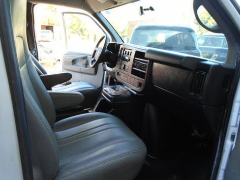 Used 2014 Chevrolet Express 1500 RWD 1500 135 image 14