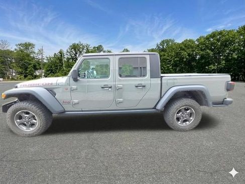 Used 2021 Jeep Gladiator Rubicon AWD/4WD image 9