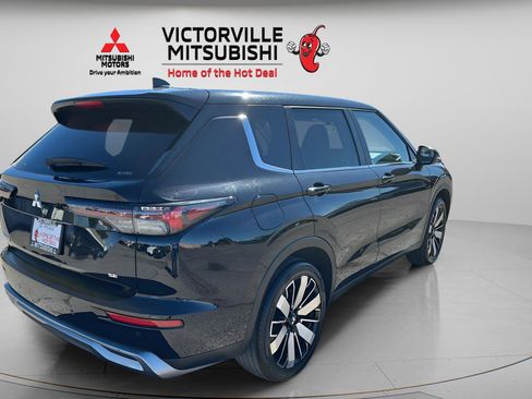 Used 2025 Mitsubishi Outlander SE AWD/4WD image 7