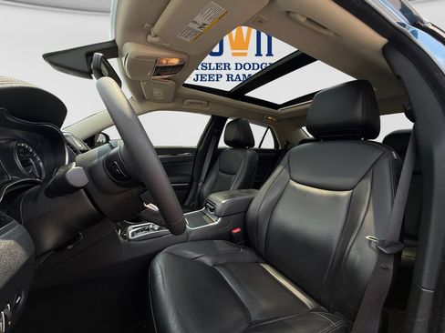 Used 2023 Chrysler 300 Touring L w/ Popular Equipment Group AWD/4WD image 24