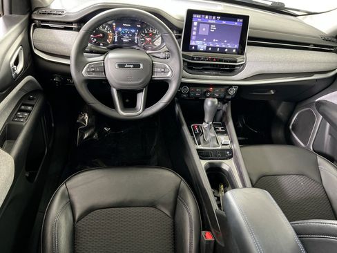 Used 2022 Jeep Compass Latitude w/ Convenience Group AWD/4WD image 21
