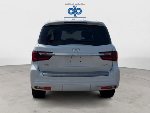 Used 2024 INFINITI QX80 Luxe AWD/4WD image 5