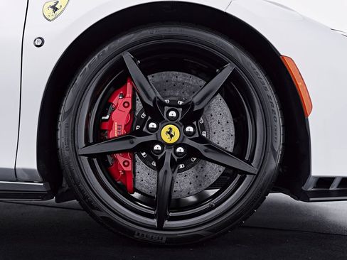 Used 2022 Ferrari F8 Tributo RWD image 52