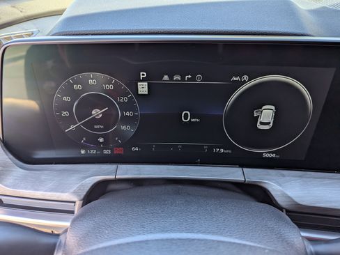 Certified 2025 Kia Telluride SX X-Line image 32