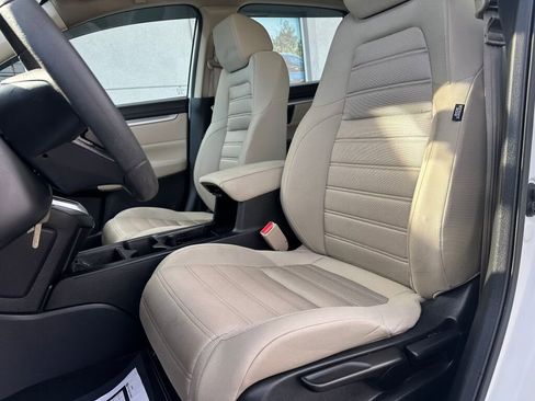 Used 2018 Honda CR-V LX image 10