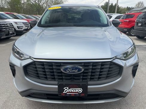 Used 2023 Ford Escape Active w/ Cold Weather Package FWD image 2