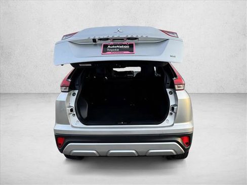 Used 2024 Mitsubishi Eclipse Cross SE image 8