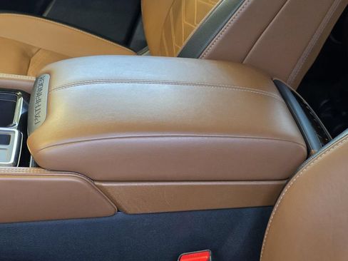 Used 2023 Nissan Pathfinder Platinum FWD image 10