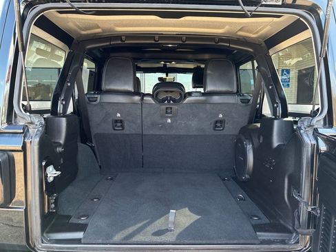 Used 2022 Jeep Wrangler Unlimited Sahara image 24