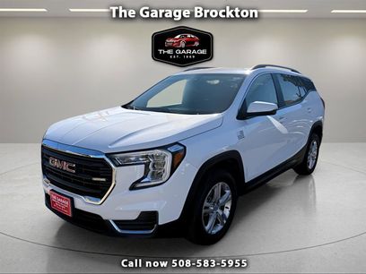 Used 2022 GMC Terrain SLE w/ Driver Convenience Package