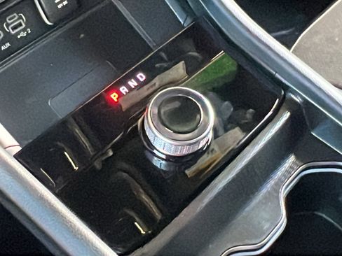 New 2025 Jeep Grand Cherokee Altitude image 24