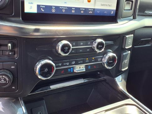 Used 2022 Ford F150 Lariat image 15