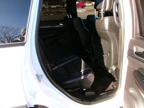 Used 2018 Jeep Grand Cherokee Trailhawk w/ Trailhawk Luxury Group image 8