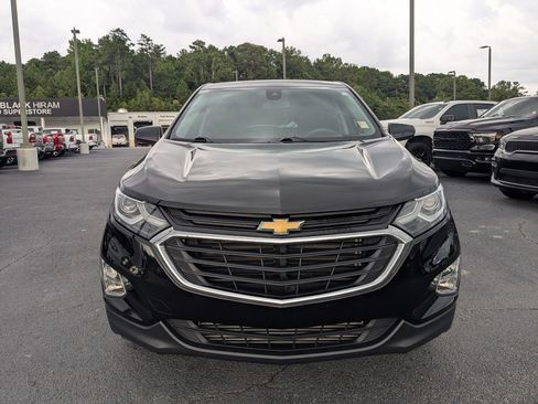 Used 2021 Chevrolet Equinox LT FWD image 2
