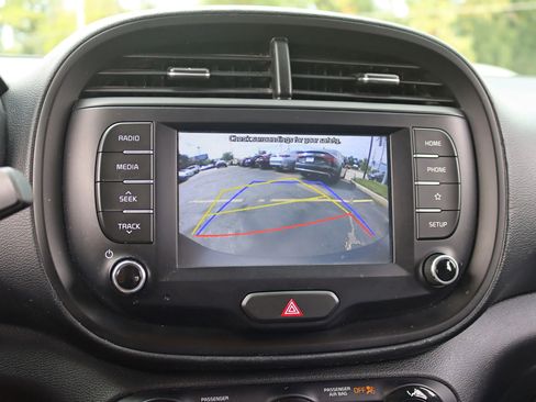 Used 2020 Kia Soul X-Line image 21