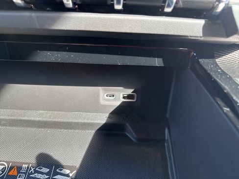 New 2026 GMC Yukon XL Elevation w/ LPO, Floor Liner Package image 37