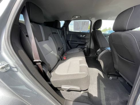 Used 2025 Chevrolet Blazer LT FWD image 40