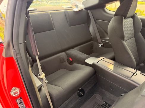 Used 2025 Toyota GR86 w/ ALL Weather Mat Package (TMS) RWD image 26