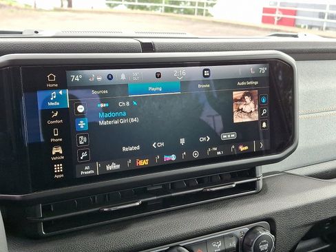 Certified 2024 Jeep Gladiator Sport image 16