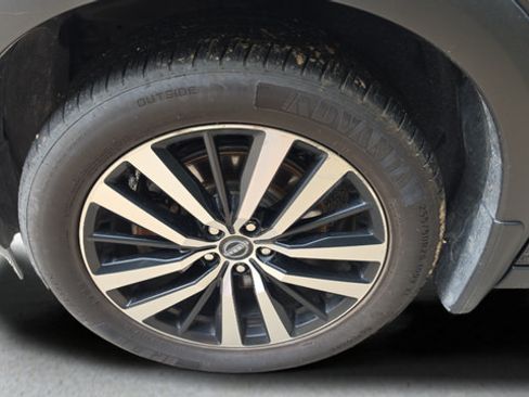 Used 2023 Nissan Pathfinder Platinum AWD/4WD image 35