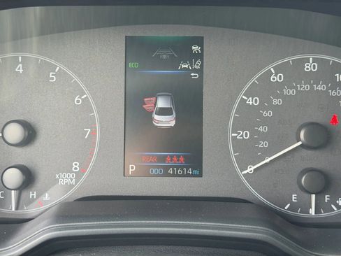Used 2024 Toyota Corolla SE FWD image 25