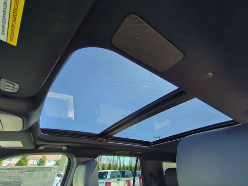 New 2025 Ford Expedition Platinum w/ Stealth Performance Package image 19