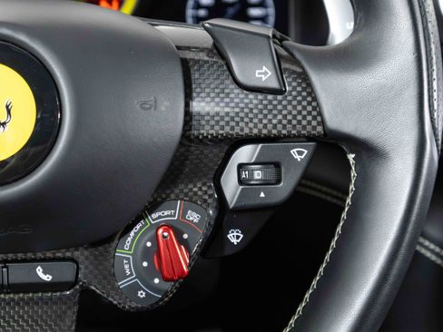 Used 2019 Ferrari GTC4Lusso image 21