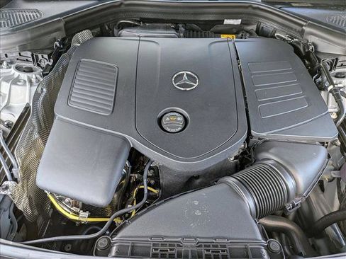 New 2026 Mercedes-Benz GLC 300 image 15