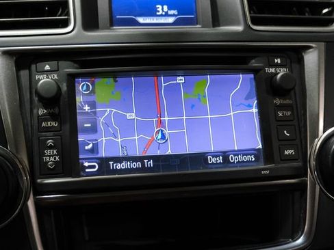 Used 2013 Toyota Highlander Limited image 27