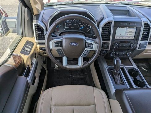 Used 2018 Ford F150 Lariat image 19