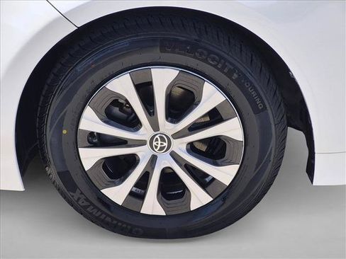 Used 2022 Toyota Corolla LE FWD image 20
