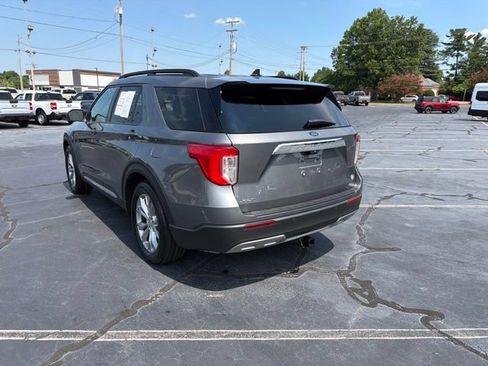 Certified 2023 Ford Explorer XLT w/ Equipment Group 202A RWD image 5